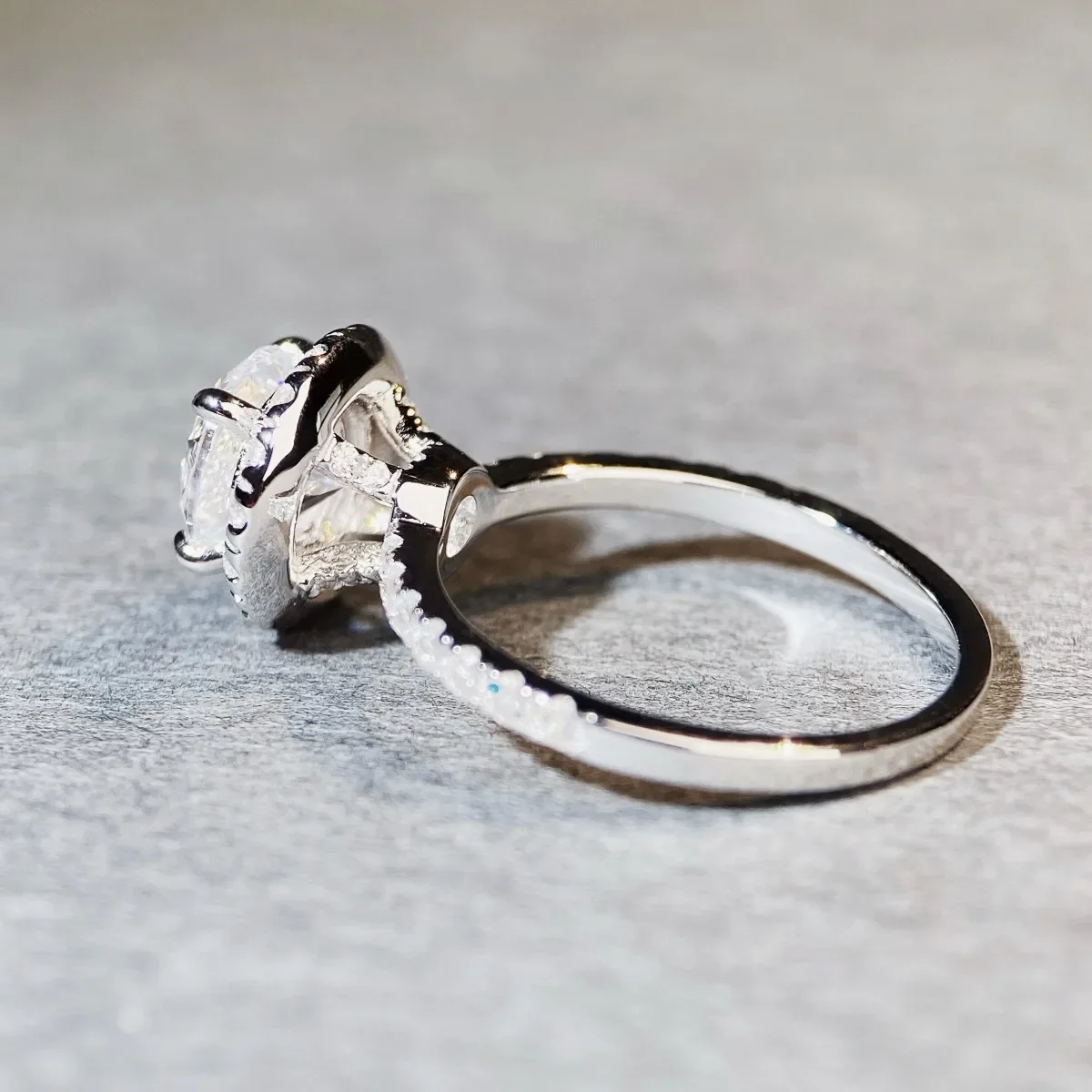 PT950 platinum ring, morganite ring, D color plated PT950 platinum ring, wholesale of platinum rings