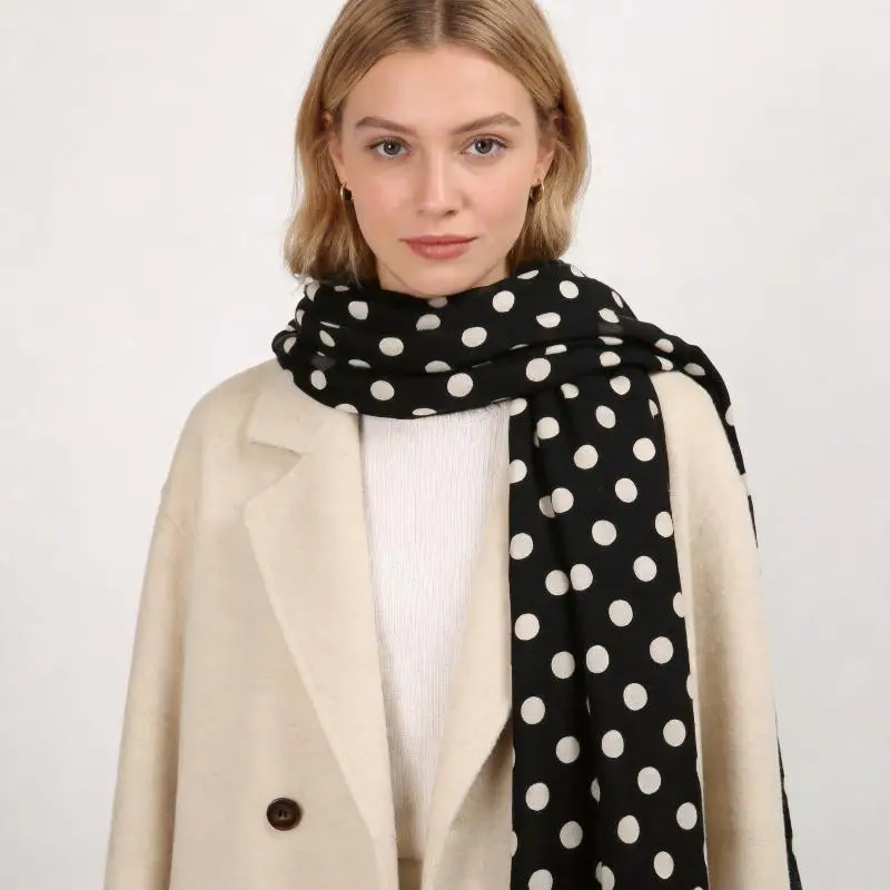 2026 Winter Neuer Mittelgroßer Trendiger Polka-Dot-Schal/Umhang, Hautfreundlich und Warm – Detail 3