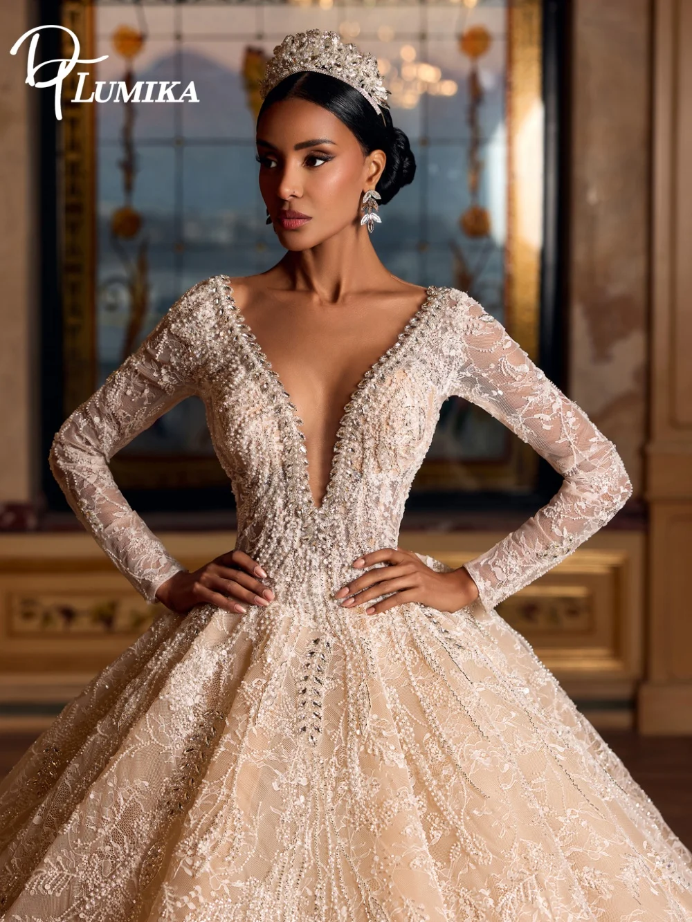 Elegant Long Sleeve Wedding Dress Intricate Deep V Neck Beaded Glamorous Floral Lace Bridal Gown for Brides Vestidos De Novia