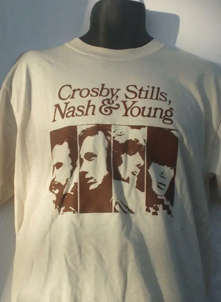 

Remake CROSBY,STILLS,NASH & YOUNG T-SHIRT, natural color TE5891