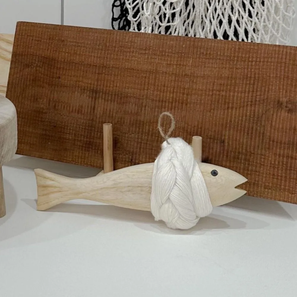 

Cute Ultra-thin Fish Car Ornament Wall-mounting Saves Space Wall Wooden Door Pendant Lightweight Wall Art Hangable Car Interior