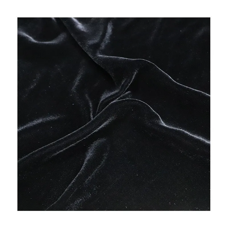 Abito da sera e cheongsam con camicia da notte in tessuto di velluto georgetà di seta intrecciata