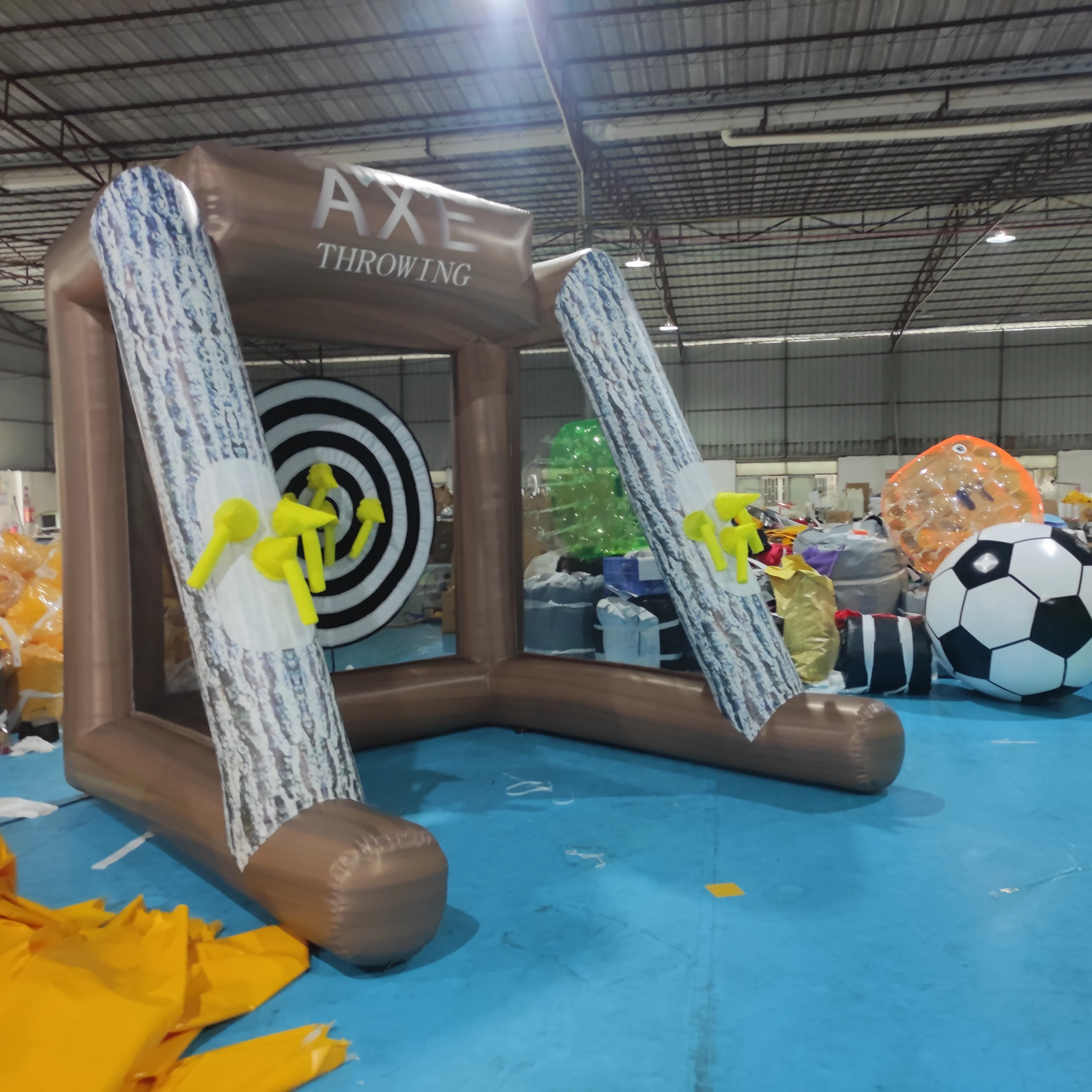 Playground Inflatable Axe Thro - Kids Toys Rental 评论和价格