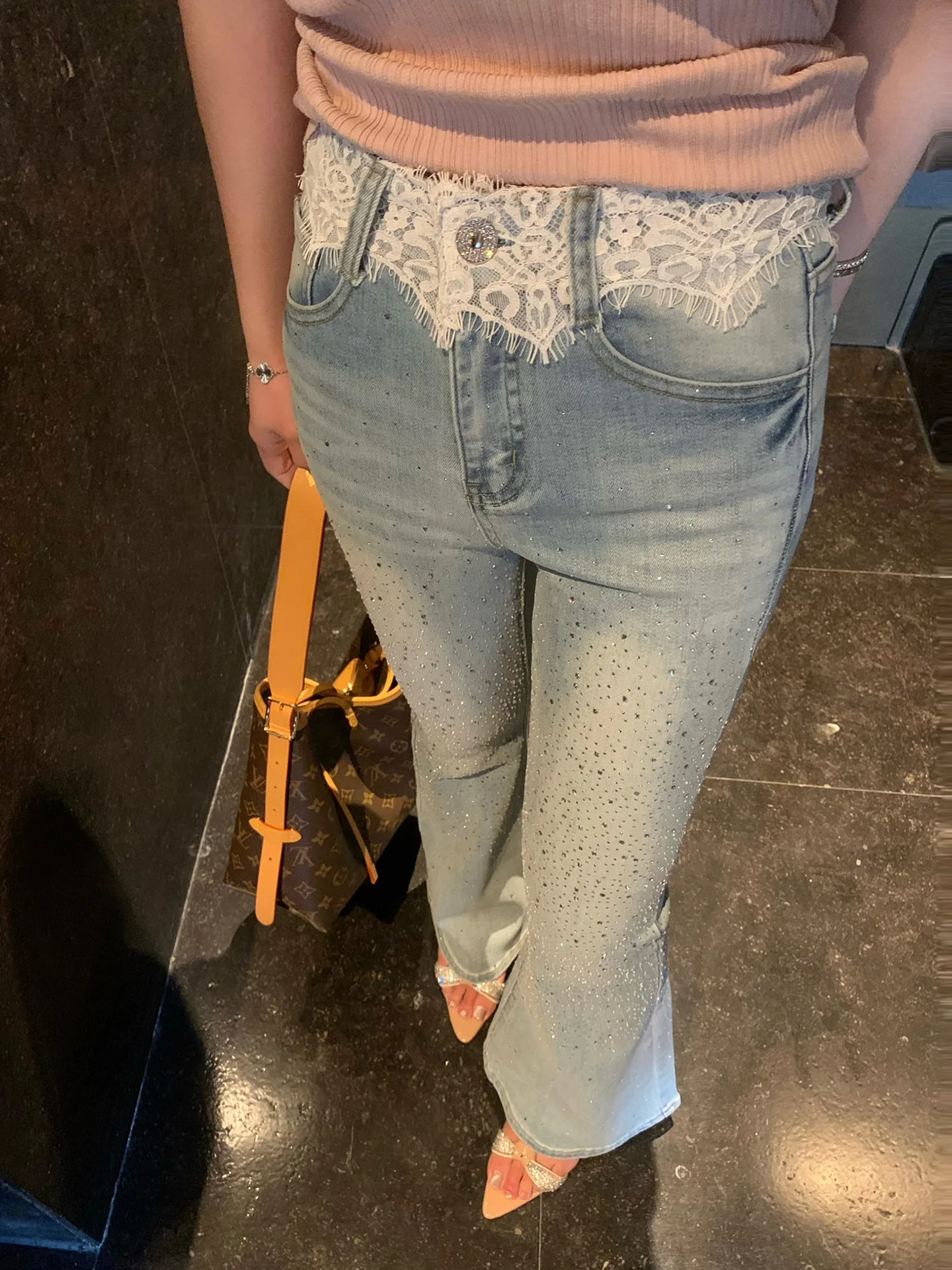 

Onelady High Waist Rhinestone Embellied Slim Fit Bell Bot Jeans Women's Spring Summer New Sle Floral Lace Trim Denim P...