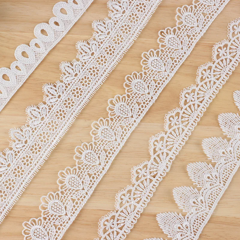 Tissu en dentelle à fleurs ajourées, rideau Lolita bricolage de sous-vêtements, accessoires pour vêtements de mariage