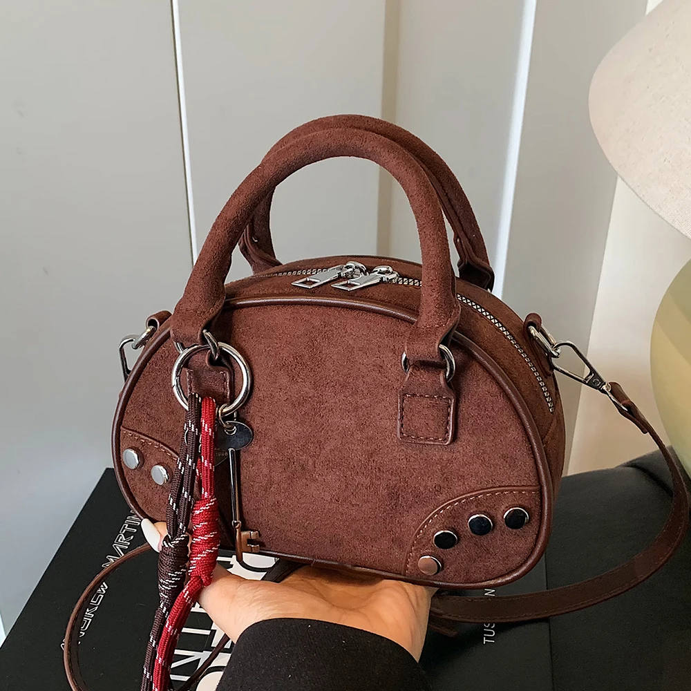 

Women's Vintage Suede Rivet Solid One Shoulder Bag 2025 New Delicate Zipper Versatile Crossbody Bags Daily Commute Handbags