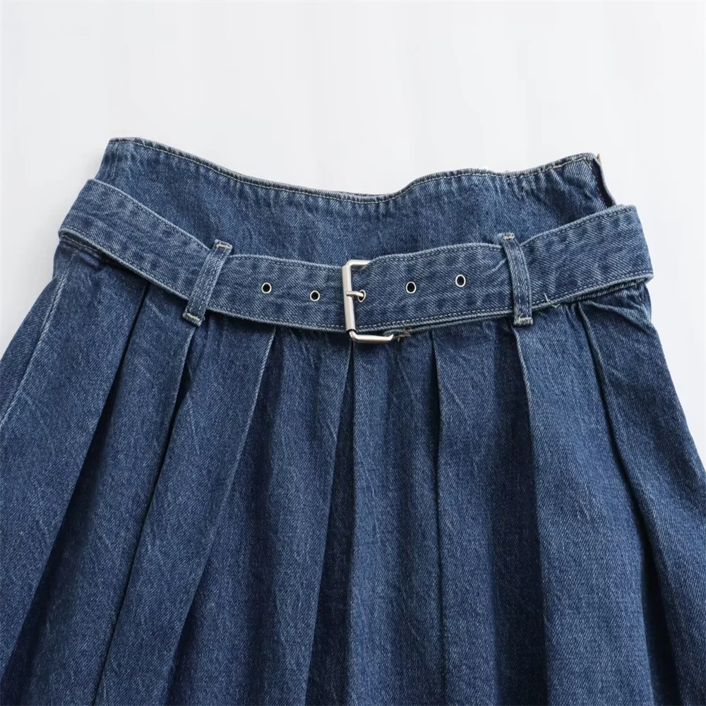 Kar&Otza 2024 Summer New Women\'s Fashion Style Wide pleats Versatile Casual Metal Buckle Belt Decoration Denim Skirt Half Skirt