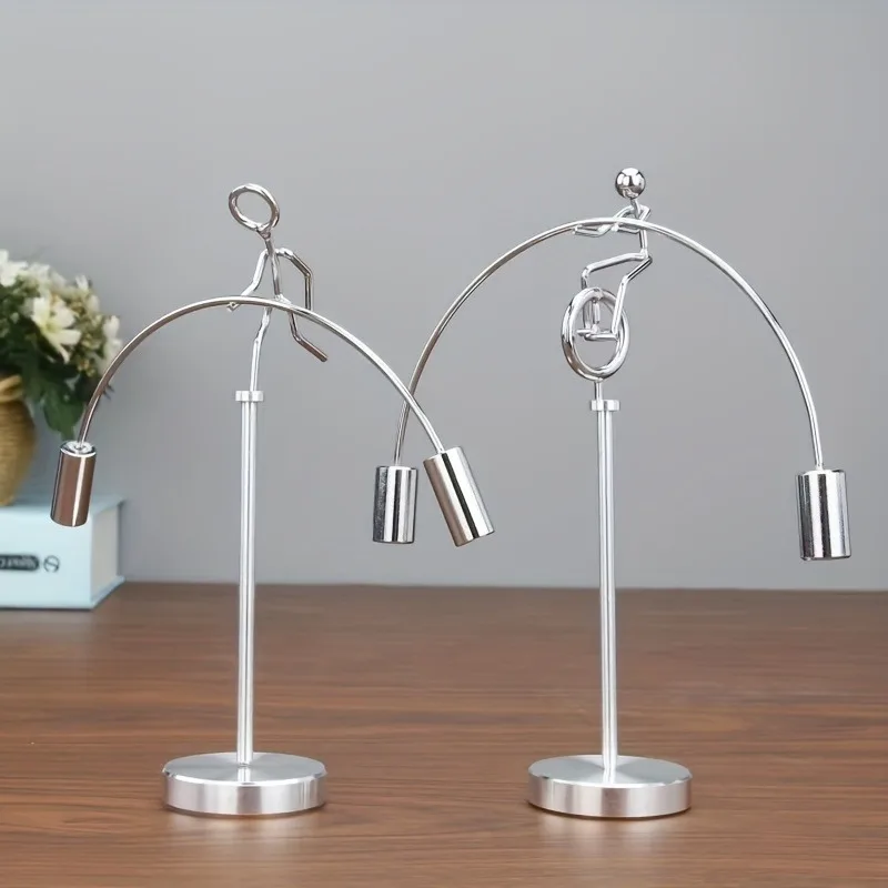 Rotating Balance Ironman, Pendulum Weightlifting Balance Reducing Toy, Home Desktop Decoration Craft Jewelry