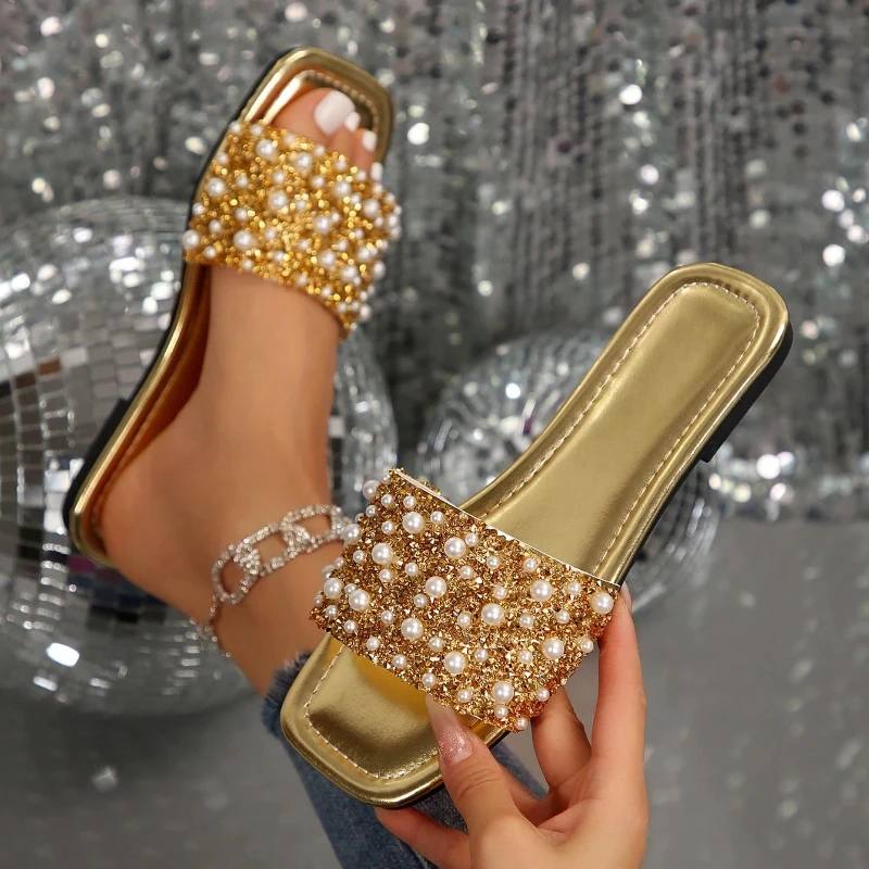 

Женские тапочки, сандалии на плоской подошве со стразами, модные летние тапочки с кристаллами, удобная нескользящая пляжная обувь, женские шлепанцы на плоской подошве