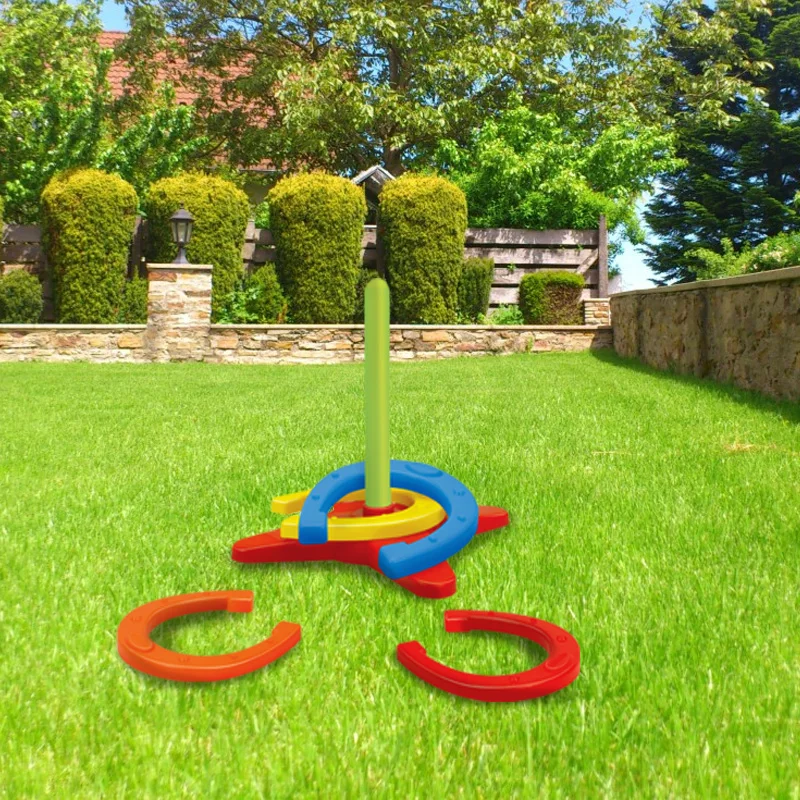 เกมโยนห่วงพลาสติกรูปตัวยูสำหรับเด็ก ของเล่นสนุกๆ กีฬาในร่มและกลางแจ้ง สำหรับเด็กและผู้ปกครองเล่นกัน