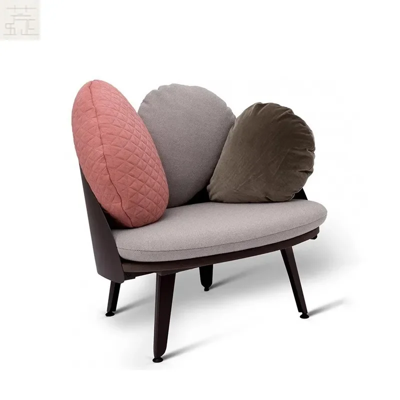 

Nordic modern designer solid wood model room hall reception color matching sofa, antique Internet celebrity sofa