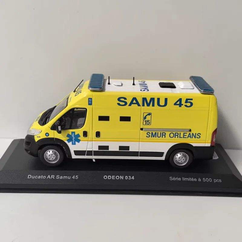 ODEON 1:43 échelle Ducato AR SAMU 45 alliage Simulation modèle de voiture Collection statique décoré cadeaux de vacances jouets Souvenir cadeau