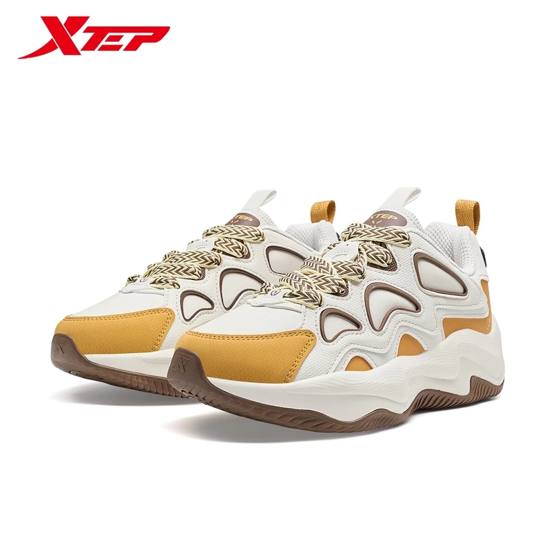 Xtep Lightning 5.0  For Women 2024 Winter Leisure Shoes Rebound Soft Leisure Durability Support Training   Sneakers 976418320006