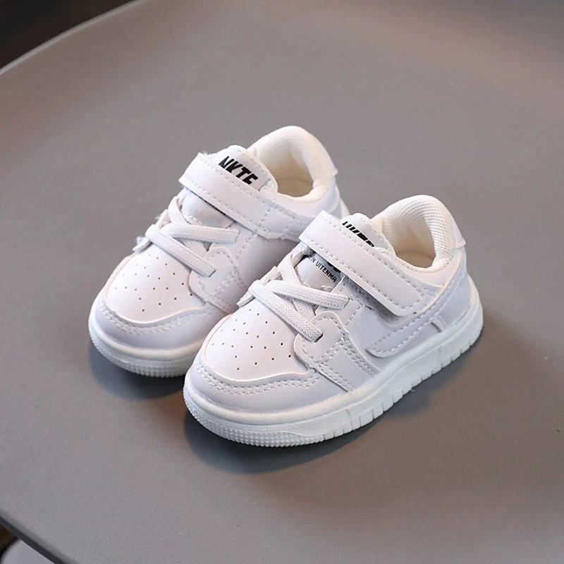 

2025 New Brands Fashion Cool Children Casual Shoes Sports Running Baby Boys Girls Shoes Tennis Lovely Kids Sneakers Toddlers