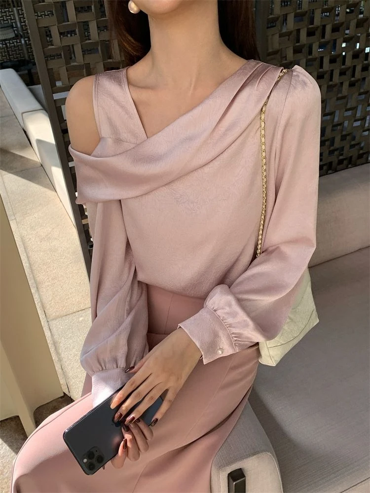 

Women Heiress Style Off Shoulder Satin Elegant Professional Long Sleeve Shirt Top New Arrival Spring Autumn Versatile Fashion