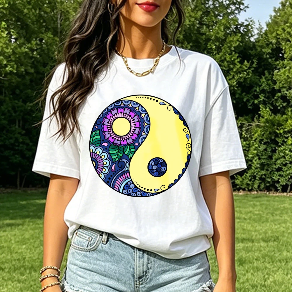 Yin Yang Mandala Graphic Tee Floral Balance Spiritual Zen Meditation Unisex Streetwear Tops Fashion Cotton Short-sleeve Tee