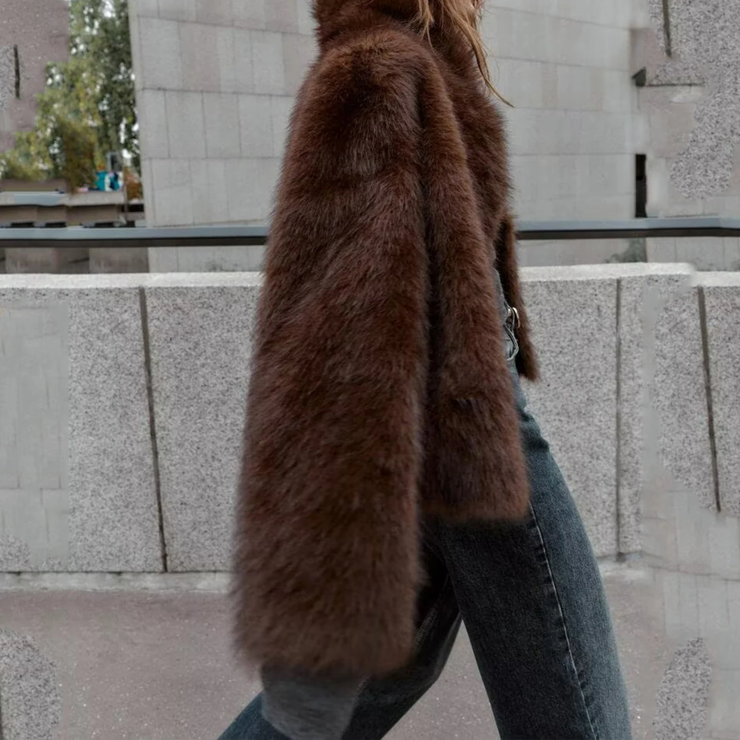 Jaket Bulu Buatan Dua Sisi Pakaian Luar Wanita Kerah Lipat Versi Berdiri Model Terbaru Musim Gugur