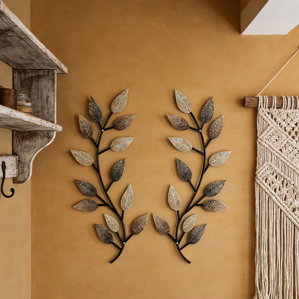 Escultura Metálica de Pared con Diseño de Vid de Olivo Fluido para Crear Puntos de Focalización en Salas de Estar, Comedores o Áreas de Entrada