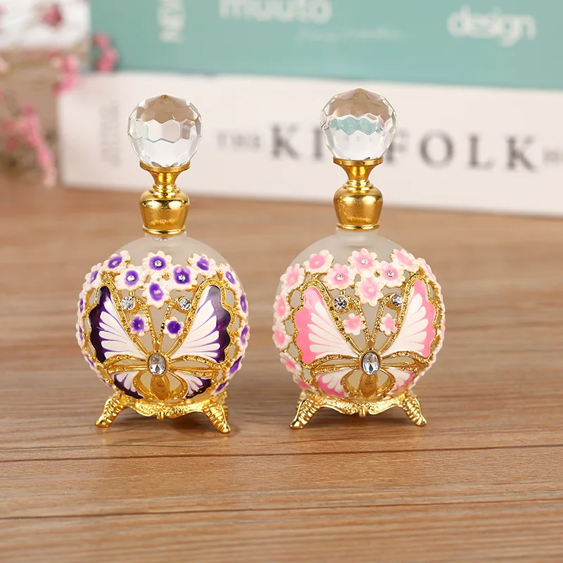 30pcs 25Ml Butterfly Flower Sweet Perfume Essential Oil Round Bottle Dubai Style Glass Cosmetics Perfume Bottle