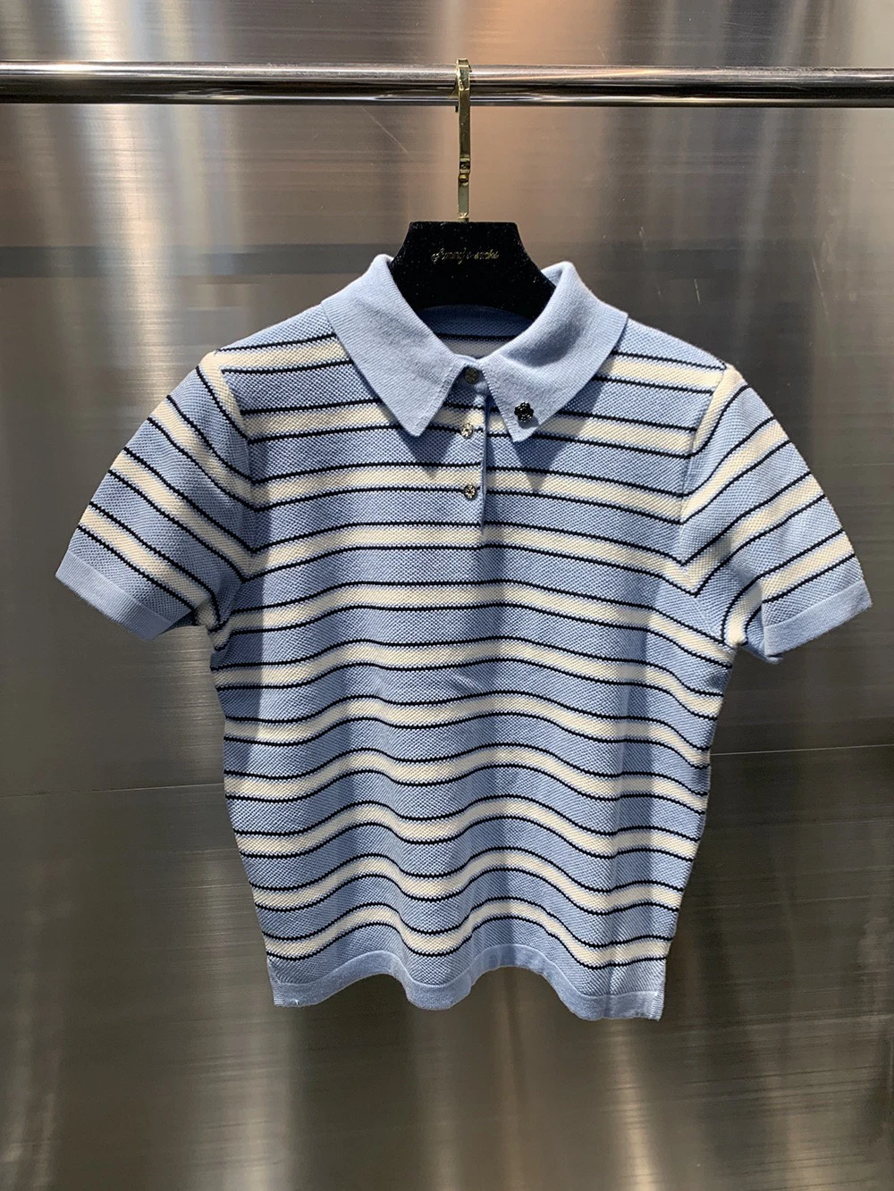 

Slimming Effect Knitted irt with Stand Collar ort Sve Striped Color Blo Design Casual Spring Summer New Arrival