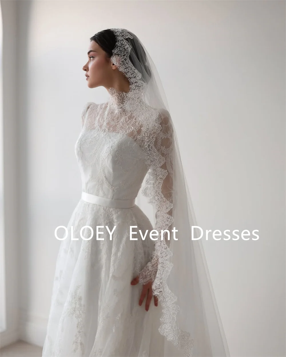 OLOEY Luxury Full Lace A Line Wedding Dresses High Neck Floor Length Muslim Bridal Gowns Customized Zipper Back Full Sleeves