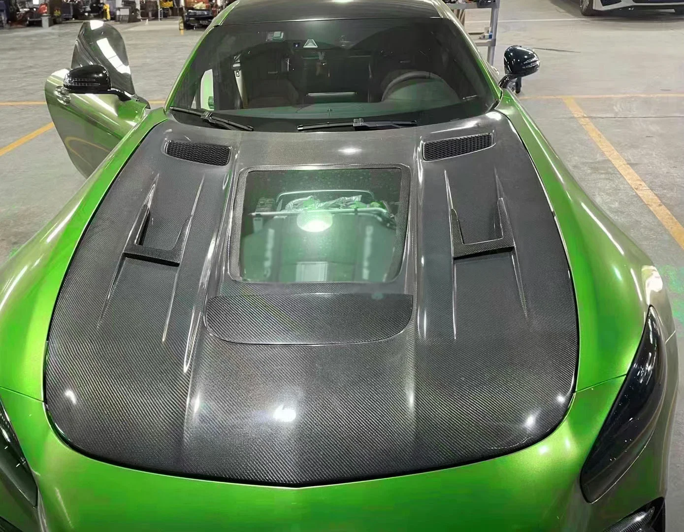 غطاء فتحة تهوية من ألياف الكربون بتصميم شفاف BS لغطاء محرك السيارة الجديد من الكربون GT/GTC/GTS/GTR