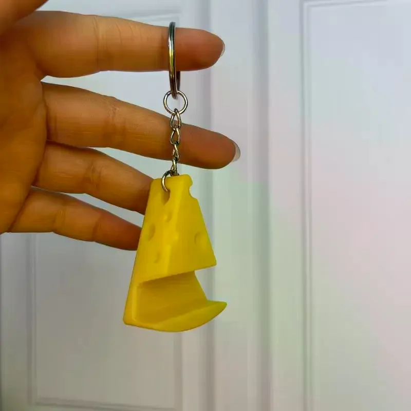 Cheese-shaped Phone Stand With Keychain Desktop Ornament, Lightweight And Portable Phone Holder