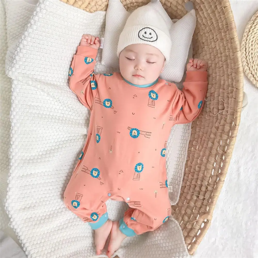 Newborn one-piece clothes thin baby pajamas crawling clothes spring and autumn newborn long sleeved rompers outdoor clothes