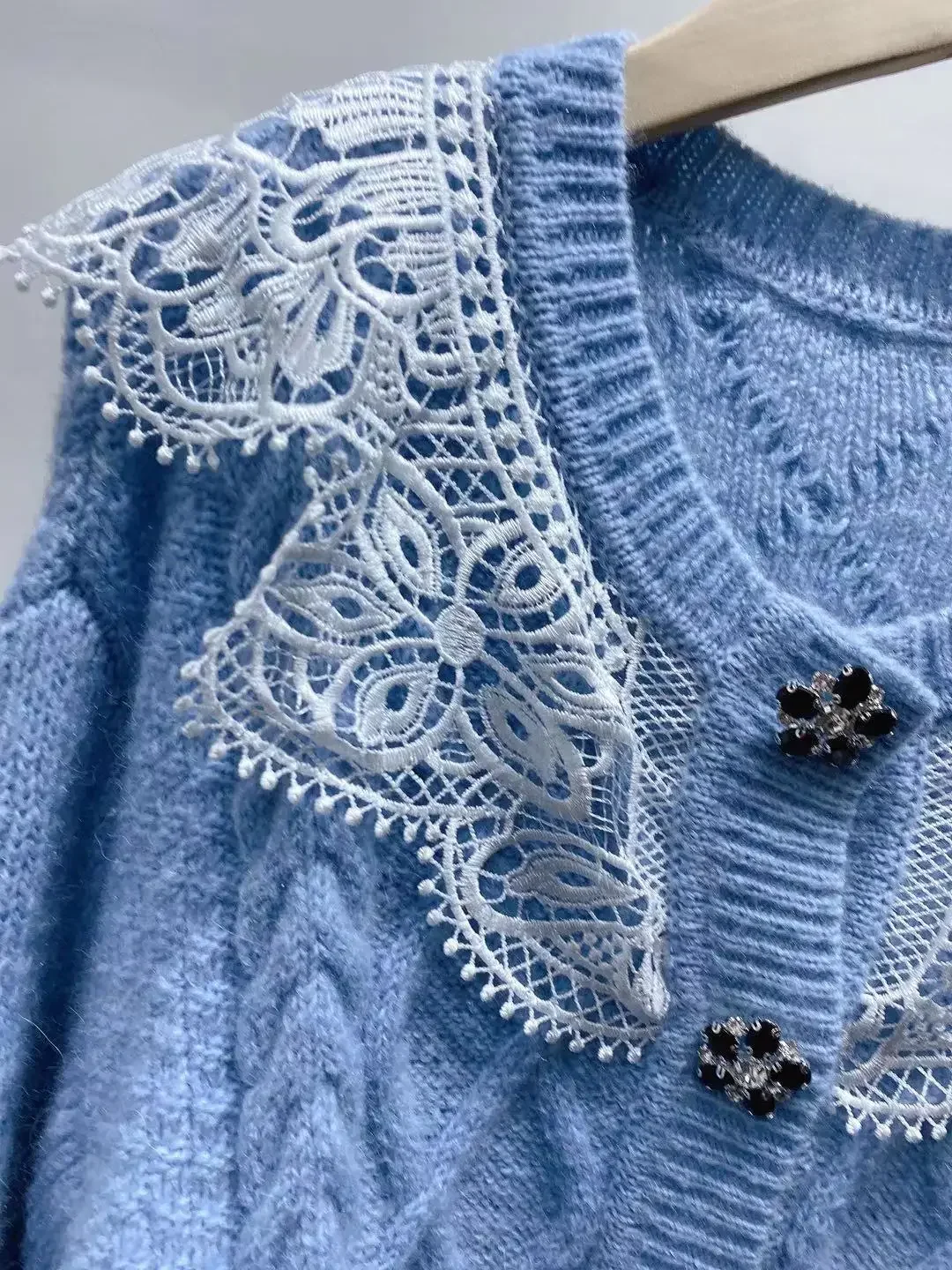 Elegant Lady Embroidery Lace Cardigan Sweaters Vintage O-neck Long Sleeve Sweater Spring 2023 Casual Solid Cardigan for Women