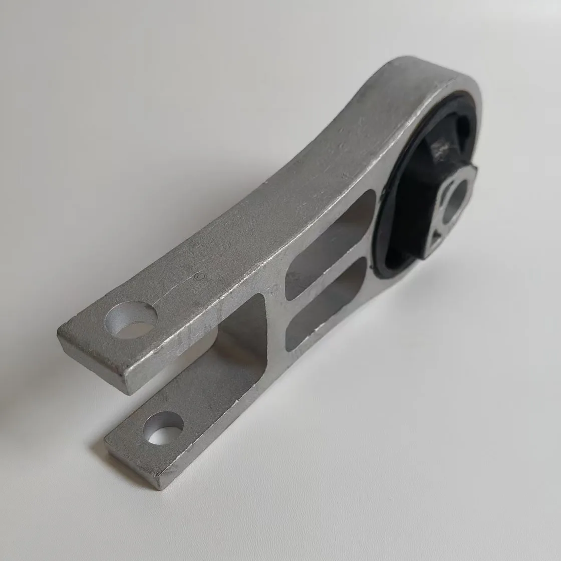 مناسب لكرايسلر 200 2015-2017، جيب شيروكي 2014 - 2018 ناقل الحركة الخلفي الأوتوماتيكي 68240438 أأ