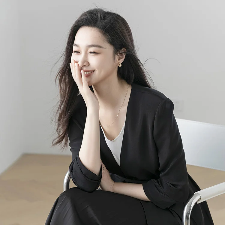 

Hooton 25 Momme Elastic Heavy Wrinkle Suit Jaet Women's Premium Faion Spring 2024 Five Sve Length Plain Pattern