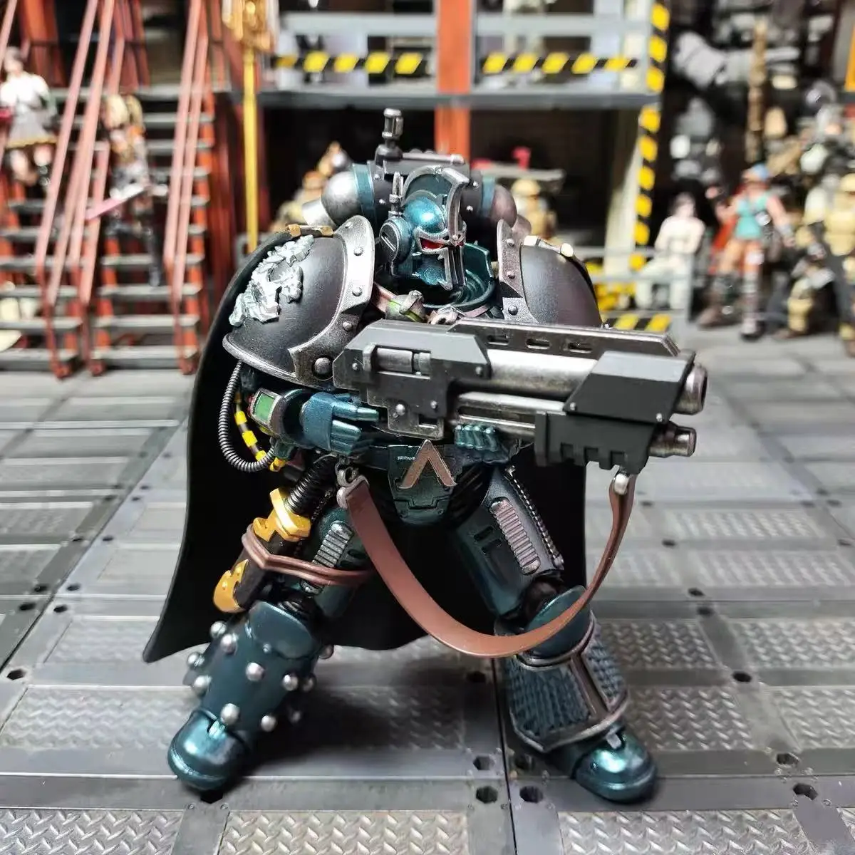 

【JOYTOY】Warhammer 40K The Horus Heresy Alpha Legion Saboteur Consul Toy 1/18 Фигурка