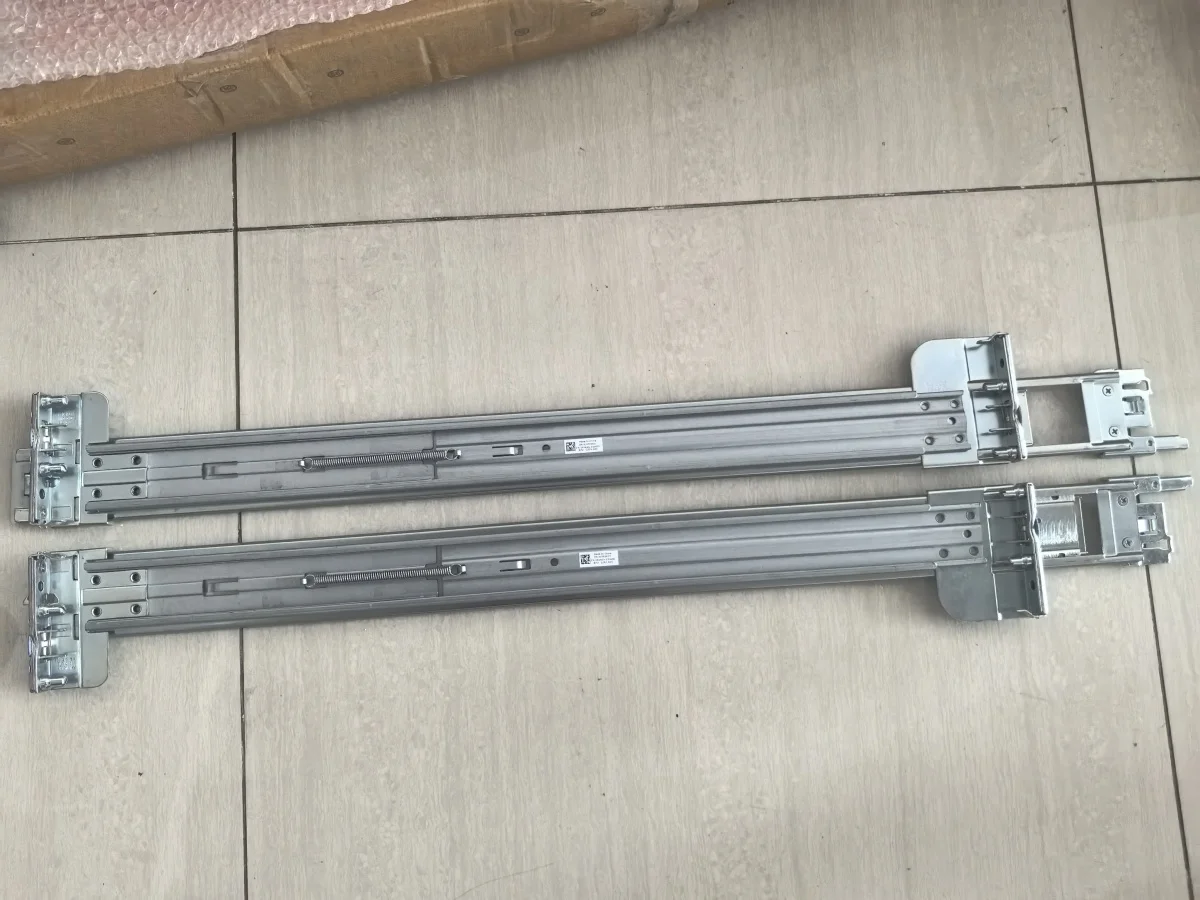 Server Ready Rails 2U Sliding Rails R720 720XD R730 R730XD, Please contact me if you need to specify the model.