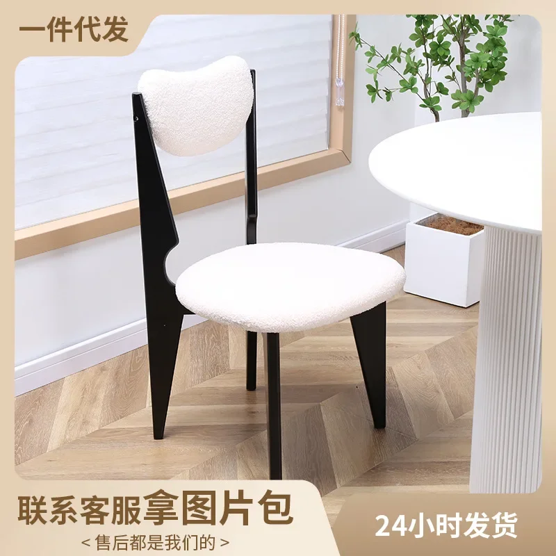 

Solid wood stool Household low stool Living room stackable does not take up space Round stool Wooden Bench Dining table