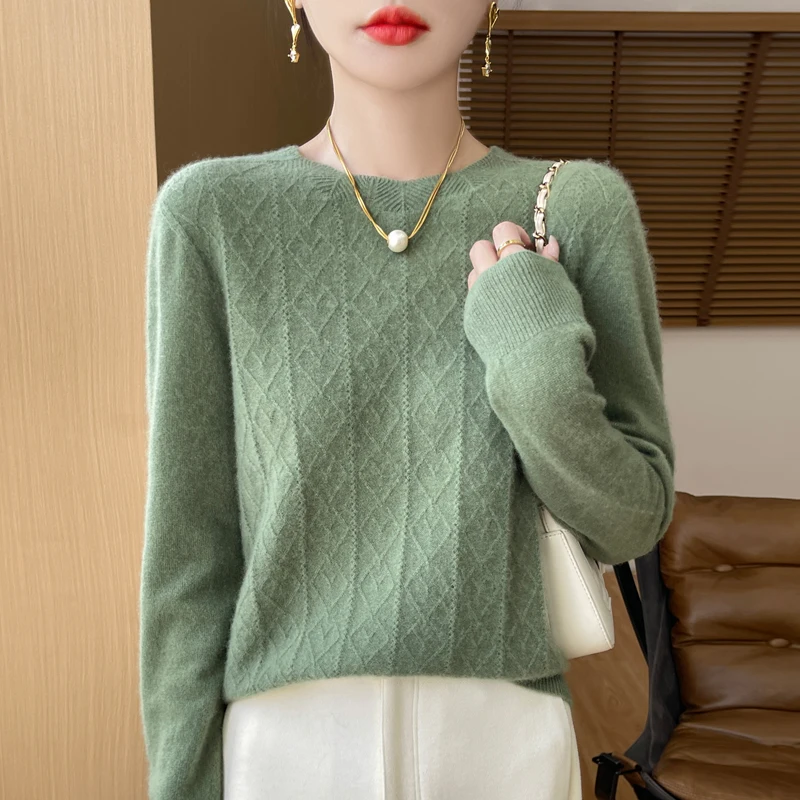 Autumn and winter new women\'s sweater 100% wool O-neck solid color long sleeve loose fashion cashmere knit top pullover.