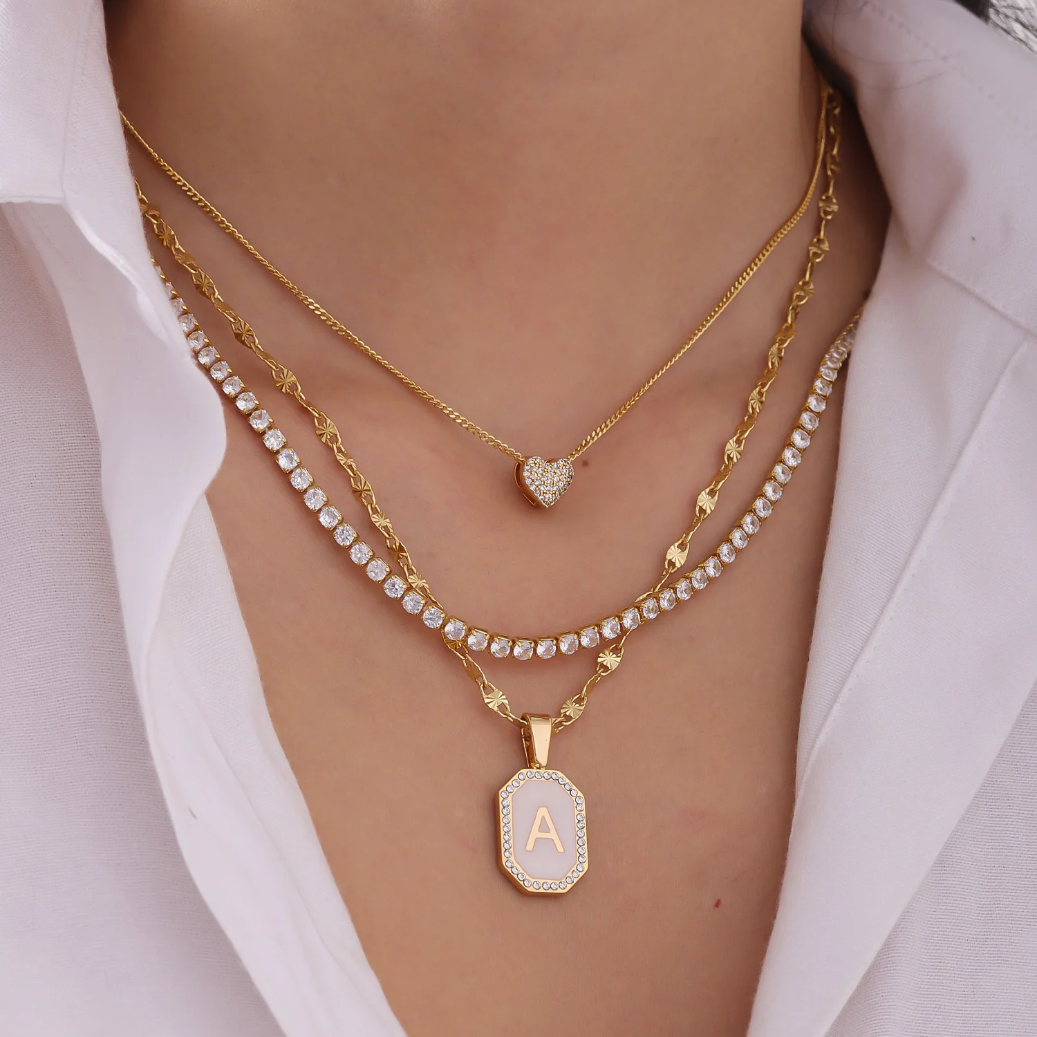 

Ожерелье с бриллиантами и буквами на заказ, цепочка с муассанитом, многослойная штабелируемая подвеска в форме сердца с цирконом, тренд 2025 года, подарок на годовщину для женщин