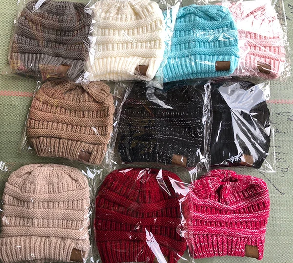 Frauen Winter Gestrickte Beanie Hut Messy Bun Pferdeschwanz Beanie Holey Warme Wolle Beanie Hüte – Detail 4