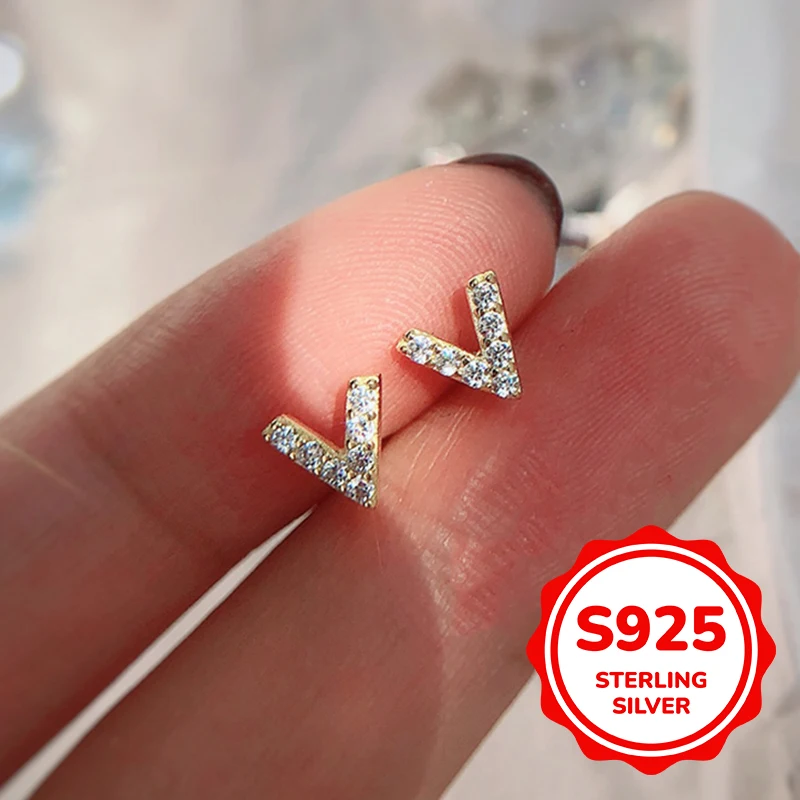 

S925 Sterling Silver Mini V Letter Earrings for Women Simple Classic Fashion Elegant Light Luxury Retro Daily Life Leisure
