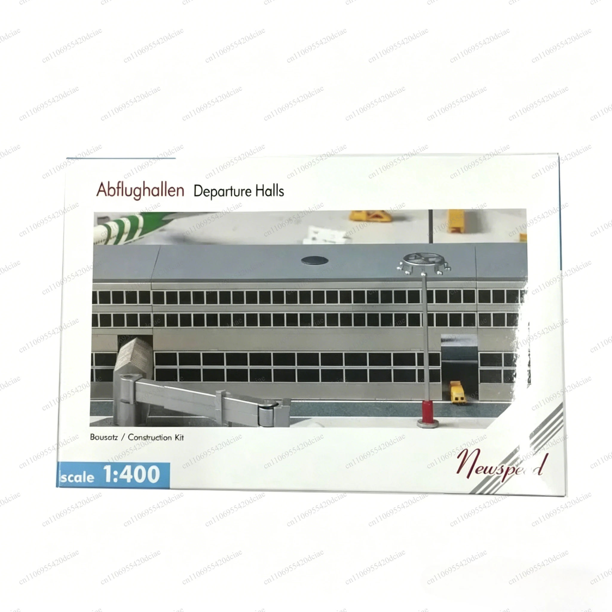 

1:400 Scale Airport Plastic Assembly Scene Model - Finished Product for Collection, Gifting & Decoration