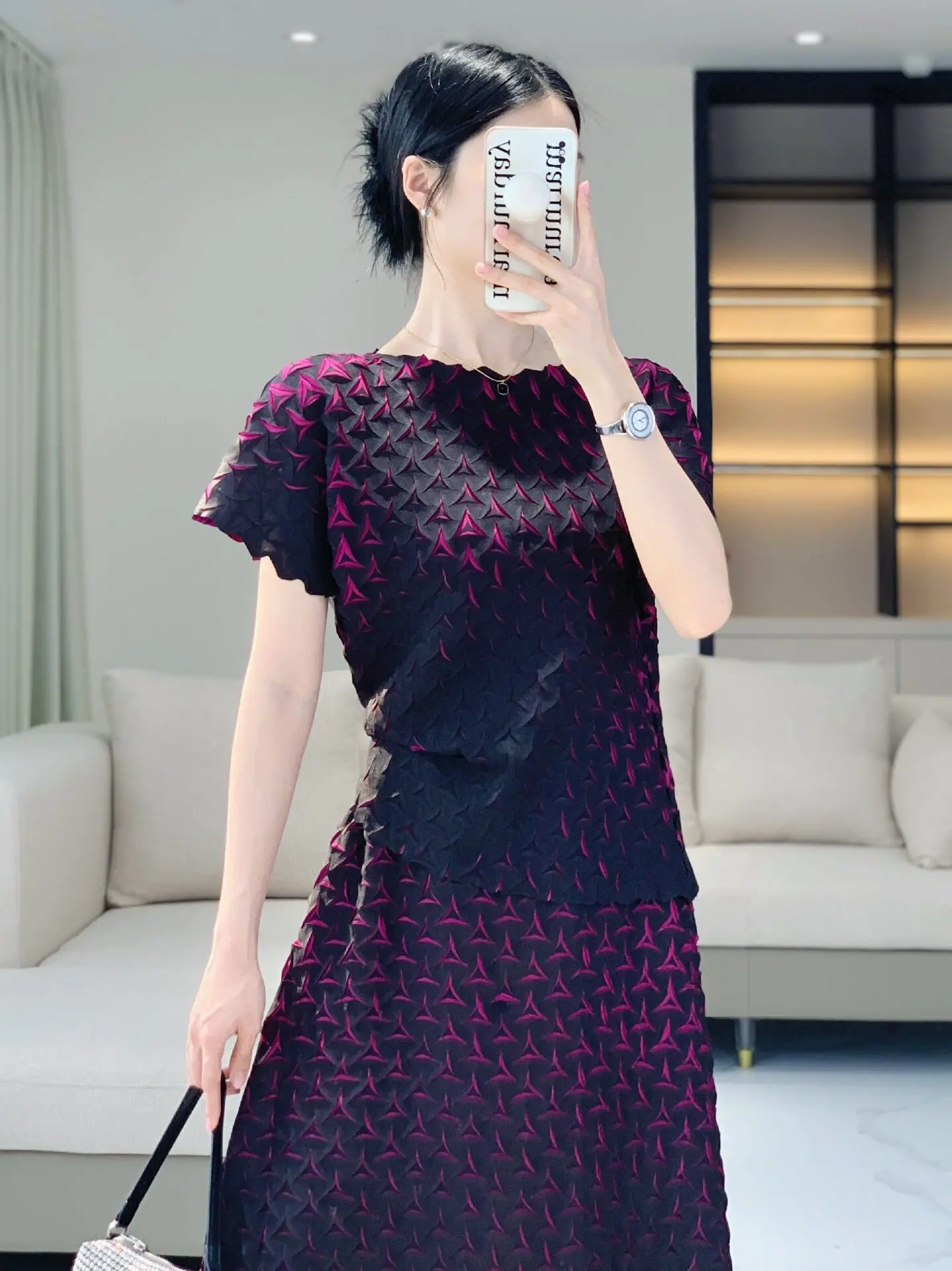 HOT  SELLING New stylish elegant round neck short sleeve top  gradient color skirt two-piece set IN STOCK view 4