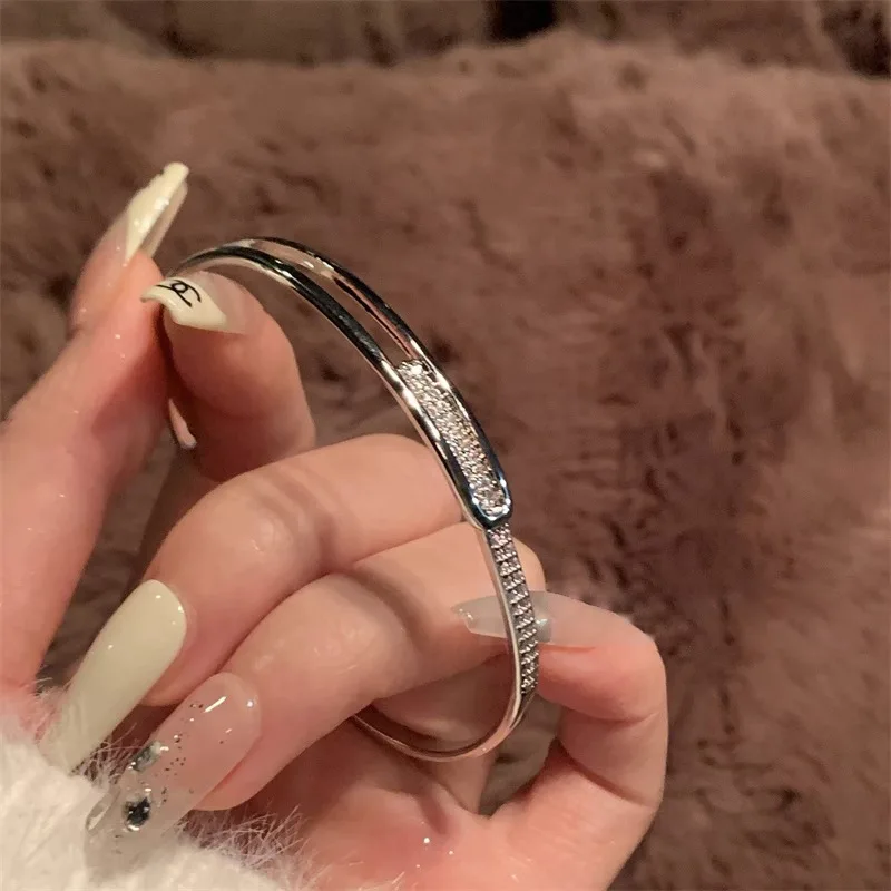 

Buyee 925 Sterling Silver Luxury Wedding Bangles White Zircon Open Bangles for Women Fashion Fine Jewelry Circle Gift