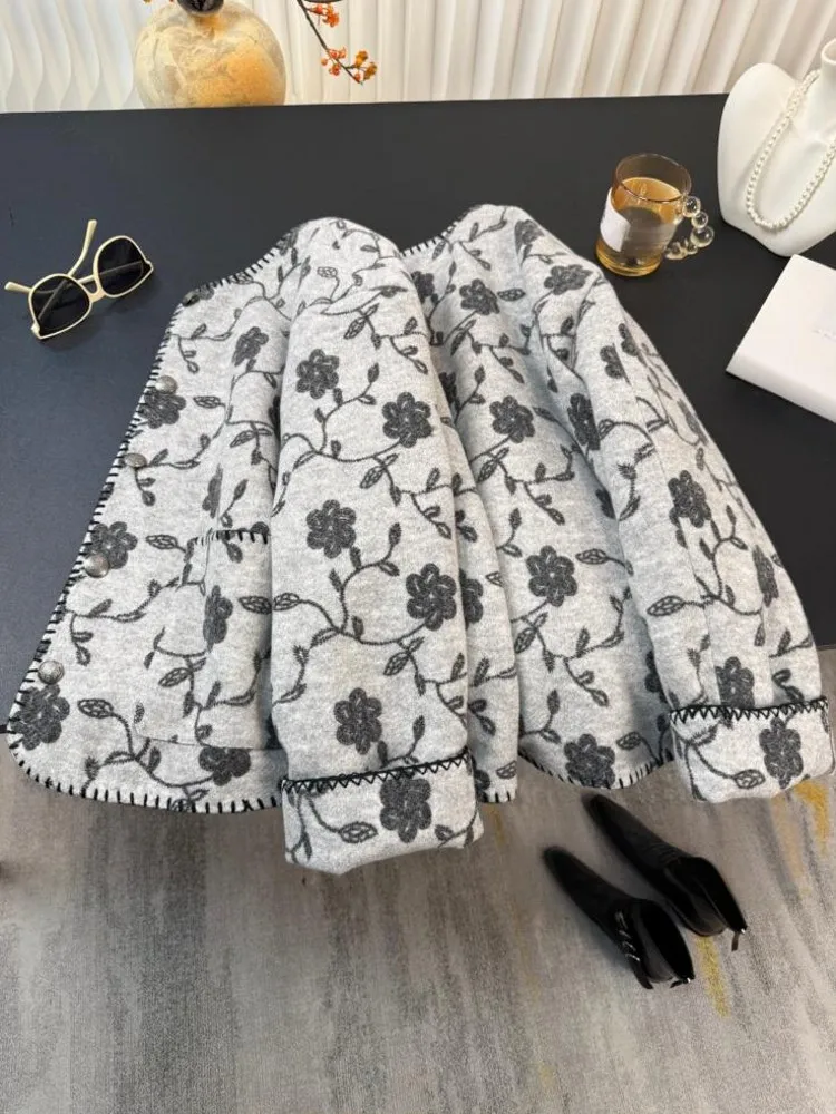 여성 아우터웨어 패션 프린트 트위드 숏 재킷 O넥 싱글 브레스티드 긴 소매 겨울 따뜻한 다운 코트 캐주얼 우아한 여성용