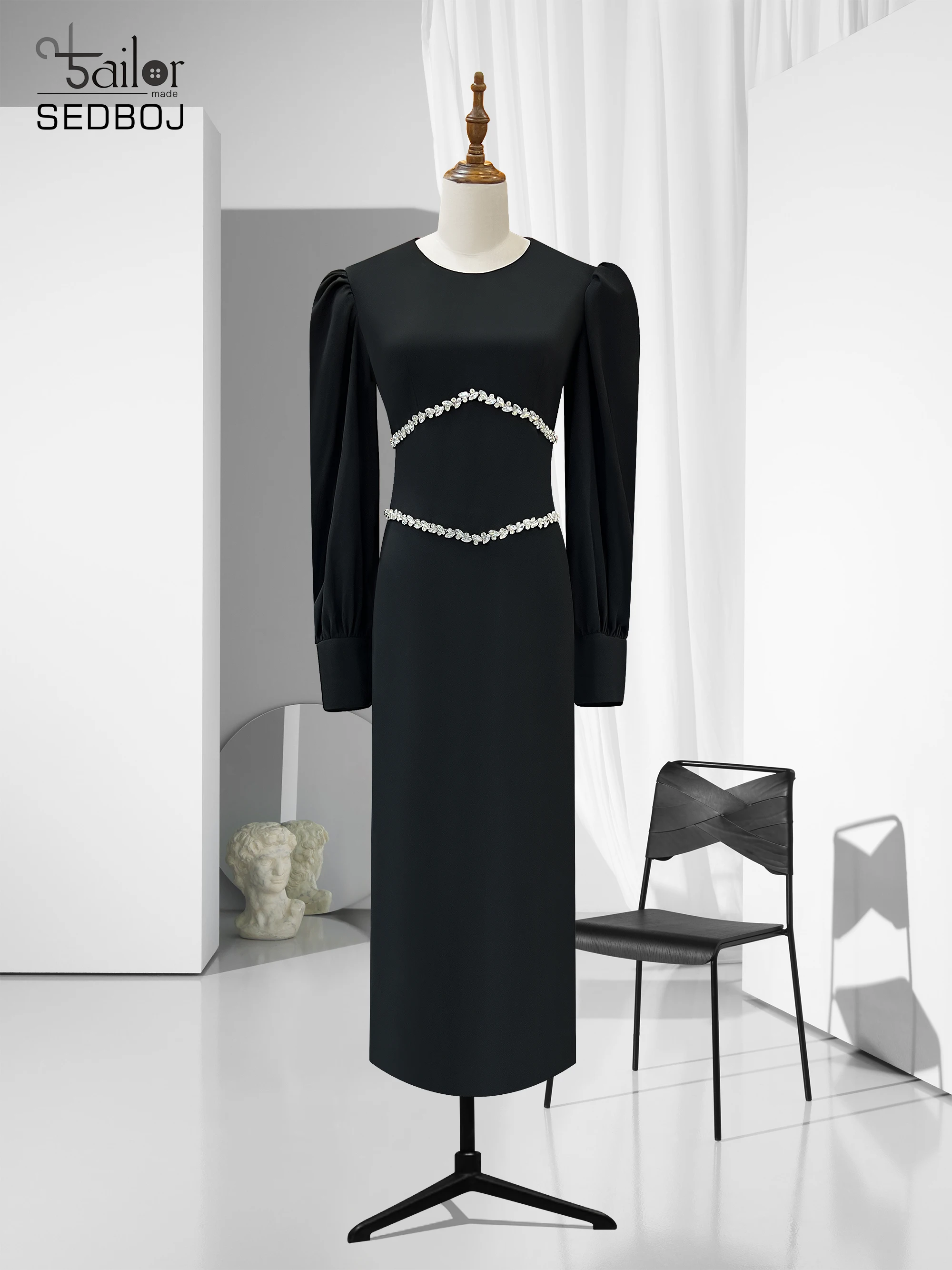Elegant women's dress black luxurious diamond design bandage round neck long sleeved slim fit dress