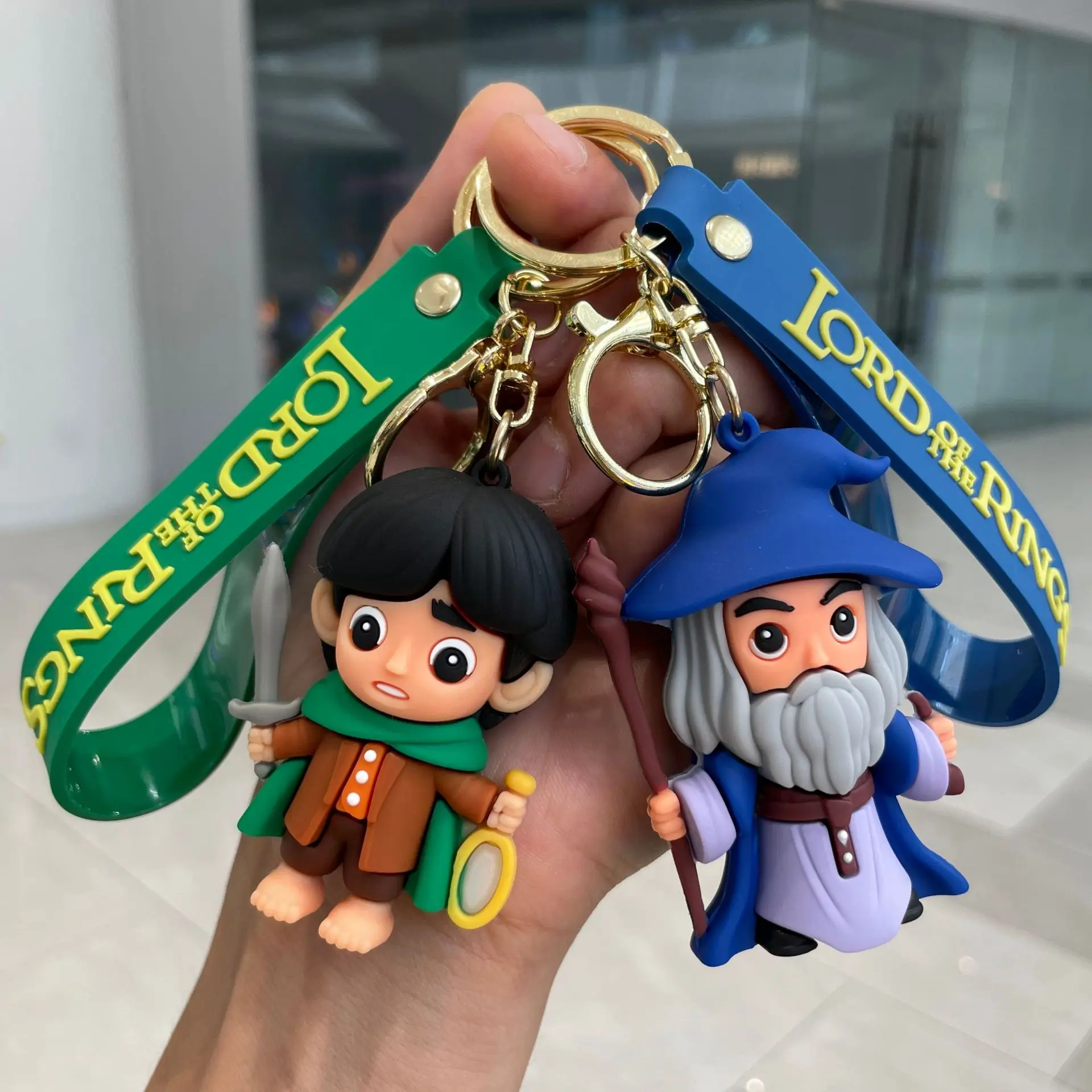 Movie Lord of The Finger Rings Keychain Anime Doll Figure Keyring Pendent Jewelry Car Key Accessories Toy for Kids Birthday Gift