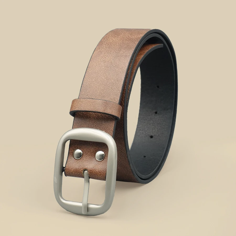 

Винтажный ремень в западном стиле — минималистичный и универсальный, идеально подходящий для повседневного ношения и повседневного праздничного ношения