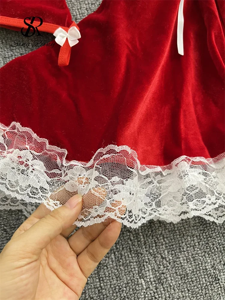 فستان عيد الميلاد المثير من SINGREINY 2024 بحزام متقاطع على شكل حرف a ملابس نوم حسية للسيدات قصيرة من الدانتيل المخملي فستان نوم