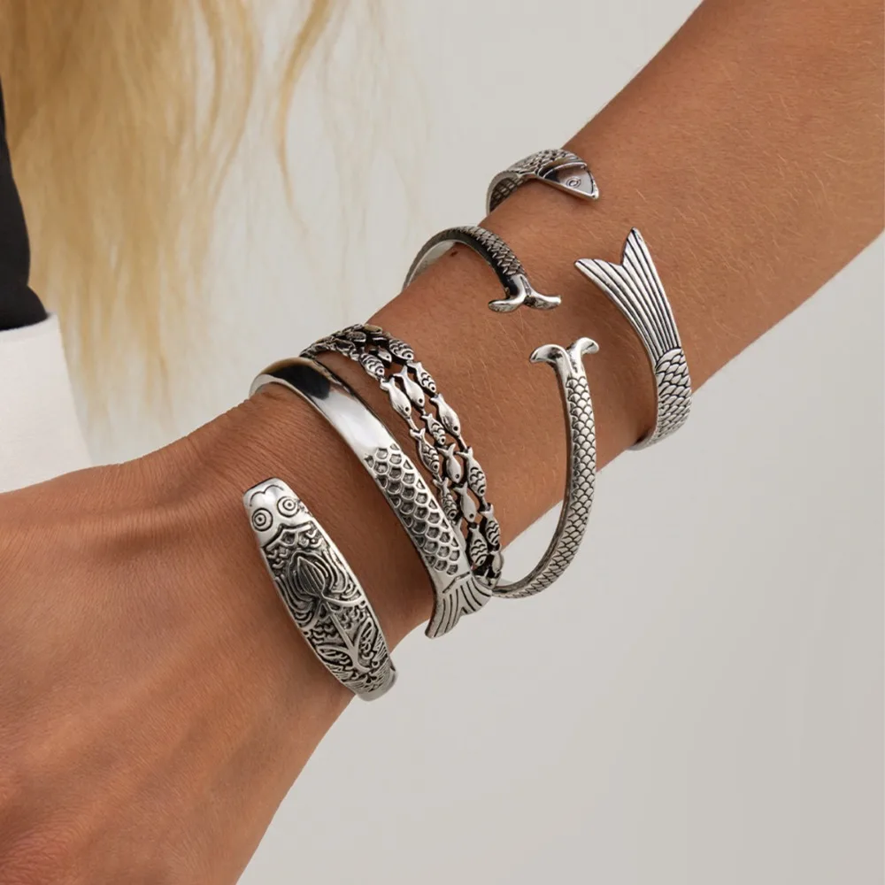 Retro Ethnic Engraved Fish-scale Cuff Bracelet Silver Color Koi Small Fish Tail Open Bangle for Women Bohemian Stackable Jewelry