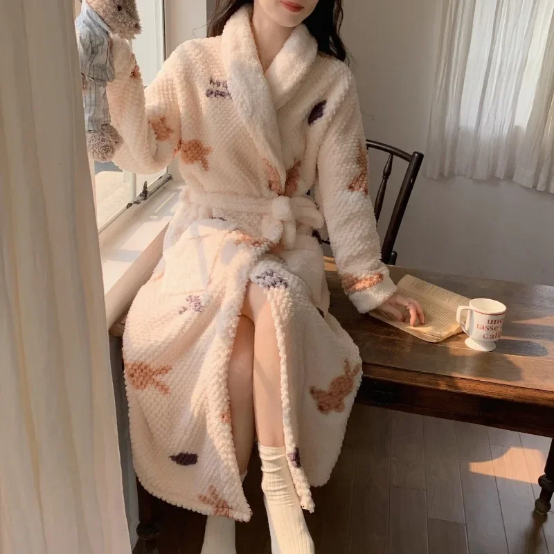 Night Gown Ms. Wintertime Warm Thickening Type Home Dress Pajamas Bathrobe Warmth Comfort Soft Fashion Long Style Coral Fleece