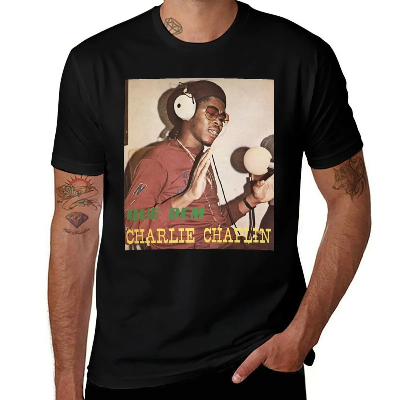 

Que Dem Charlie Chaplin Reggae DJ 1980s Record Cover Dancehall Reggae T-Shirt Quick Dry Fishing T-Shirt