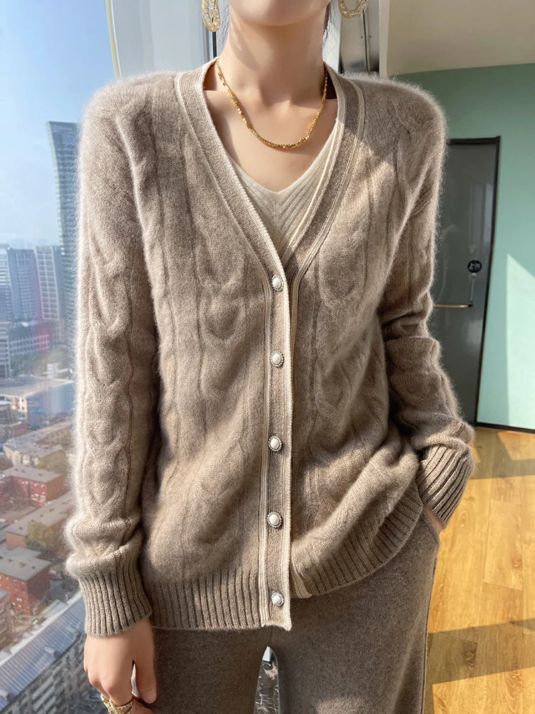 Jesienno-zimowy sweter damski  – Winter Clothing Looks recenzja i cena